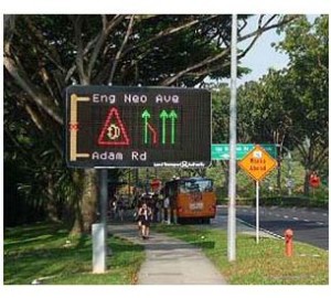 Common Road signages that you can find in Singapore expressways credits: traffictechnologytoday.com